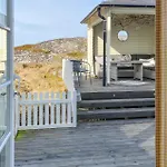 Amazing In Averoy With Wifi Holiday home Henda